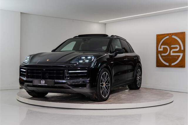 Porsche CAYENNE 3.0 E-Hybrid 470PK | InnoDrive | Pano | Matrix | Luchtvering | Bose | Fabrieksgarantie