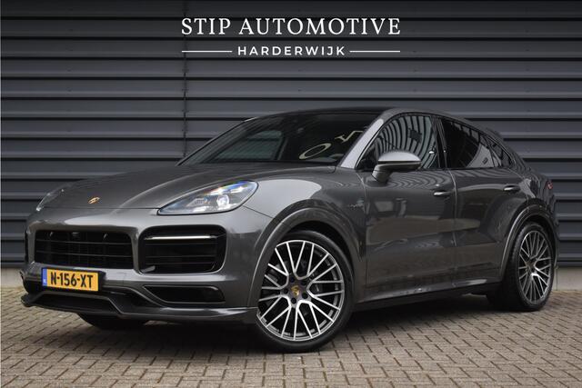 Porsche CAYENNE Coupé 3.0 E-Hybrid SportDesign Techart | Pano | ACC | 22'' Wielen | PDLS+ Matrix | Alcantara dakhemel | Matrix PDLS+ |