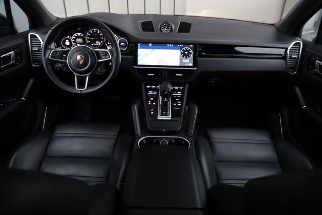 Porsche CAYENNE 3.0 E-Hybrid Sport-design | 462PK | Luchtvering | Head-up | Burmester high-end | Sport-chrono | Memory | Stuurwielverw. | 16-Weg Sportstoelen | 2019.
