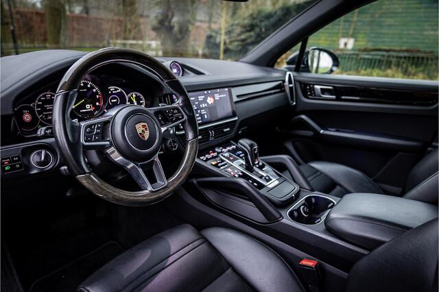 Porsche CAYENNE 3.0 E-Hybrid Massage Vierwielbesturing Soft Close Matrix Stoelventilatie