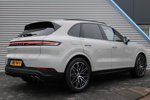 Porsche CAYENNE 3.0 E-Hybrid | Sport Chrono | Matrix-Led | 360 | 21 Inch | Pano