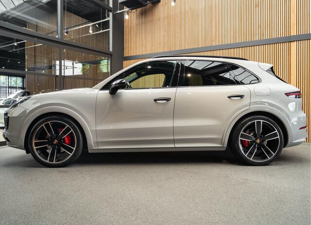 Porsche CAYENNE E-Hybrid Sport Design PDLS+ 3.0 E-Hybrid Surround ACC Volleder