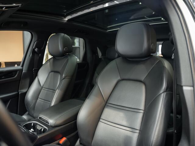 Porsche CAYENNE E-Hybrid Sport Design PDLS+ 3.0 E-Hybrid Surround ACC Volleder