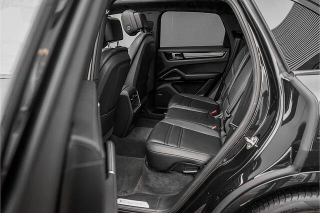 Porsche CAYENNE 3.0 E-Hybrid Pano Camera 360° Sport Chrono Bose 21"