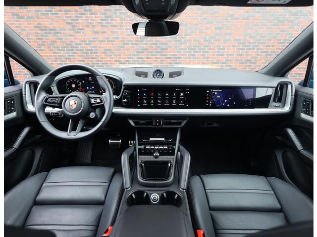 Porsche CAYENNE Coupé 3.0 E-Hybrid | Pano - Trekhaak - Sport Chrono