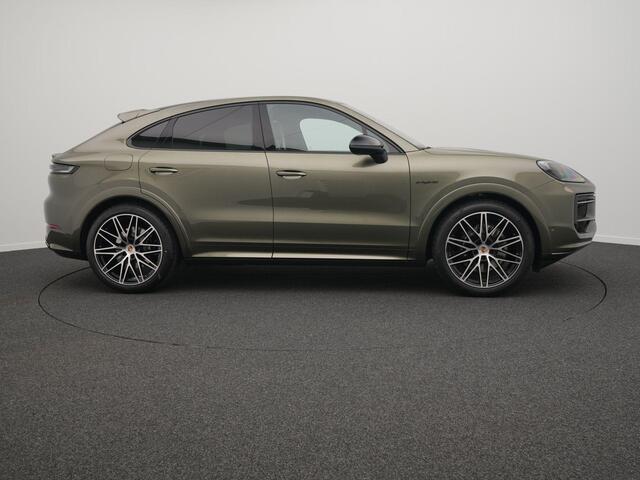Porsche CAYENNE E-Hybrid Black Edition Coupé