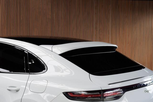 Porsche CAYENNE Coupé 3.0 E-Hybrid Panodak 360 SportChrono Leer Navi ACC Elektr. bedienbare achterklep PDC LM velgen Stoelverwarming Climate CarPlay Elektr. bedienbare trekhaak