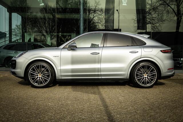 Porsche CAYENNE Coupé 3.0 E-Hybrid Sportuitlaat | Elekt. Trekhaak | NL Auto