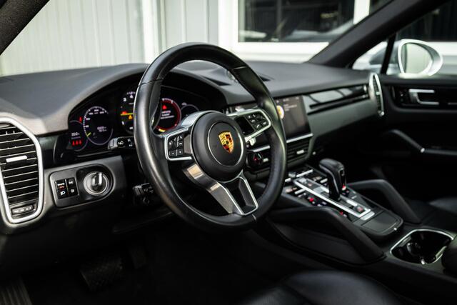 Porsche CAYENNE Coupé 3.0 E-Hybrid Sportuitlaat | Elekt. Trekhaak | NL Auto