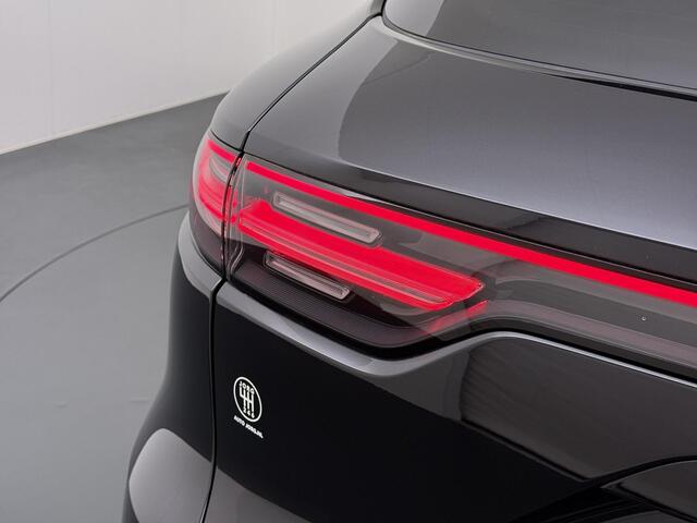 Porsche CAYENNE 3.0 Panoramadak Trekhaak 360 Camera Bose Luchtvering