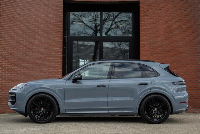 Porsche CAYENNE 3.0 E-Hybrid Sport-Design Sportuitlaat Carbon VOL
