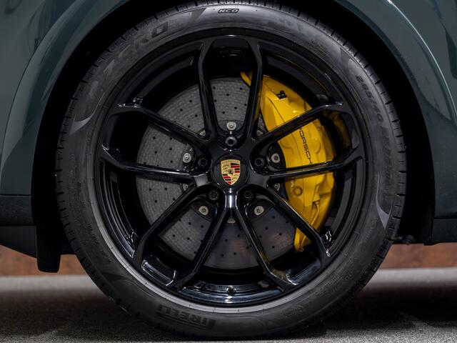 Porsche CAYENNE Coupé 4.0 Turbo E-Hybrid | PTS | GT-Design | Lichtgewicht Sportpakket | Carbon | HUD | Burmester | 18-weg |