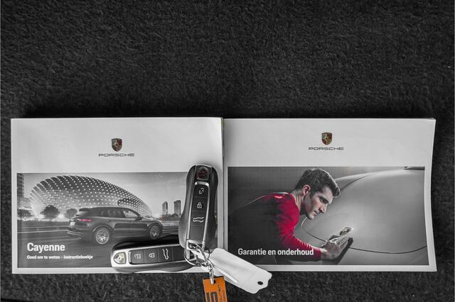 Porsche CAYENNE 3.0 E-Hybrid Pano Sport Design Stoelvent Trekhaak