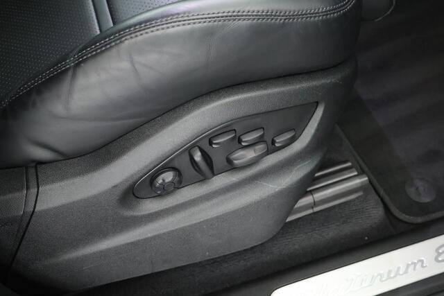 Porsche CAYENNE Coupé 3.0 462pk E-Hybrid Platinum Edition Panoramadak Camera Luchtvering Memory Leder Bose Navigatie