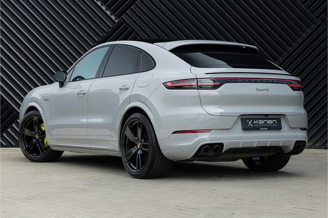 Porsche CAYENNE Coupé 3.0 E-Hybrid Sport Design Pano GTS stoel PDLS Matrix Sport Chrono Softcl. Nachtz. 360Cam Luchtv. Trekhaak