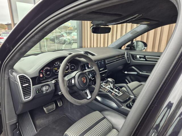 Porsche CAYENNE Coupé 4.0 Turbo S E-Hybrid | PASM | Burmester | Carbon | Keramisch | HUD | 360 | Softclose