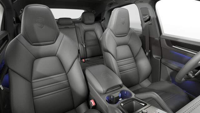 Porsche CAYENNE Coupé E-Hybrid Black Edition