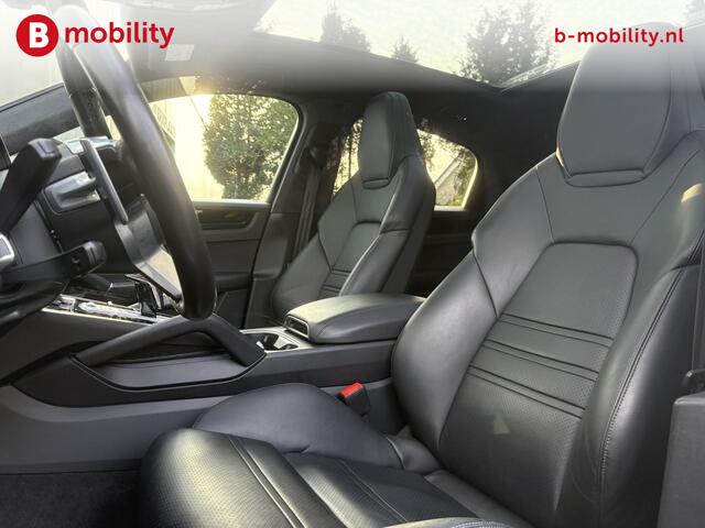 Porsche CAYENNE Coupé 3.0 E-Hybrid Sport Chrono Panoramadak Trekhaak 3500kg | Soft Close | BOSE | Comfortstoelen | Luchtvering