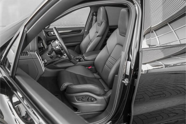Porsche CAYENNE 3.0 E-Hybrid Platinum Edition Pano Sport Chrono & Design 18W Stoel 21"
