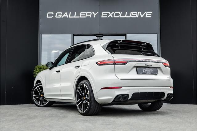 Porsche CAYENNE 3.0 E-Hybrid - Sport Chrono + | Panorama | PDLS+ | Bose | Luchtvering