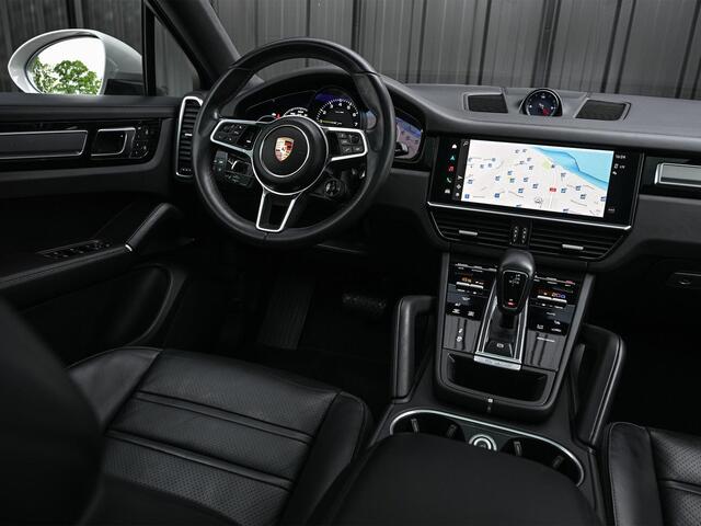 Porsche CAYENNE Coupé 3.0 E-Hybrid