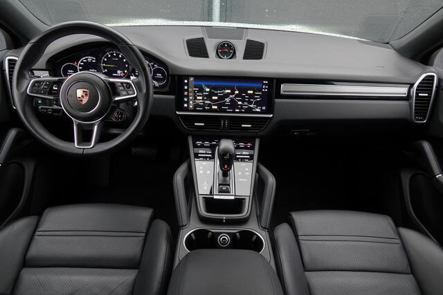 Porsche CAYENNE Coupé 3.0 E-Hybrid 462Pk Aut. | Platinum Edition | Luchtvering | Sport-Design Pakket | 360° Camera | Panoramadak | 22''
