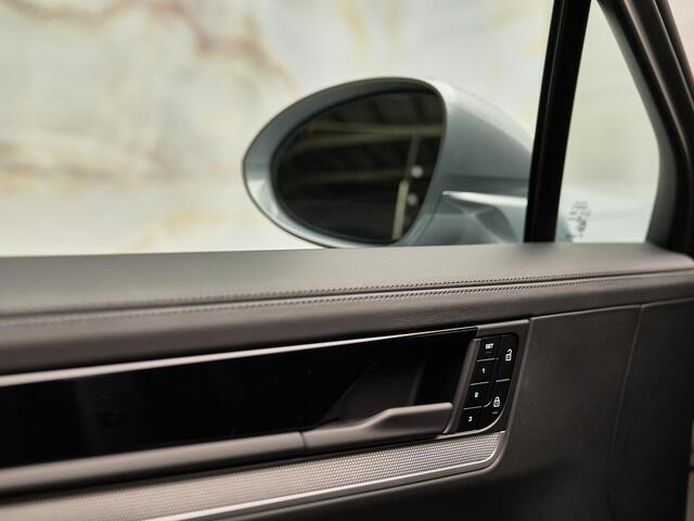 Porsche CAYENNE 3.0 E-Hybrid, SportDesign, Bose, tr.haak, 22", pano, luchtv., memory, ACC, privacy