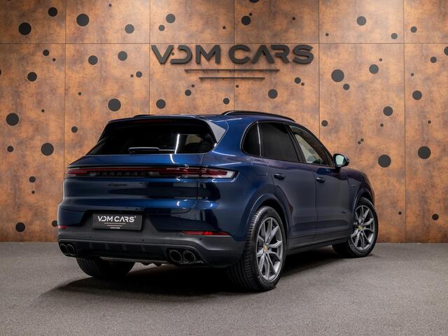 Porsche CAYENNE 3.0 E-Hybrid | Luchtvering | Pano | BOSE | 360° | Stuurverwarming |