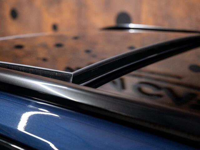 Porsche CAYENNE 3.0 E-Hybrid | Luchtvering | Pano | BOSE | 360° | Stuurverwarming |