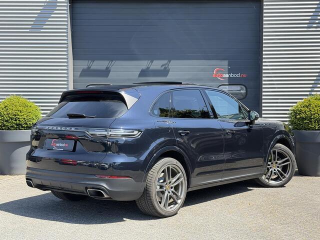 Porsche CAYENNE 3.0 E-Hybrid Sport Chrono | Panoramadak | 360* Camera | Stoelventilatie/Verwarming | 21 Inch Lichtmetalen Velgen |