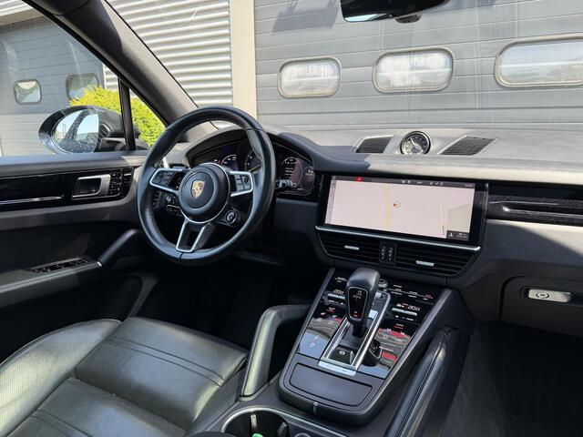 Porsche CAYENNE 3.0 E-Hybrid Sport Chrono | Panoramadak | 360* Camera | Stoelventilatie/Verwarming | 21 Inch Lichtmetalen Velgen |