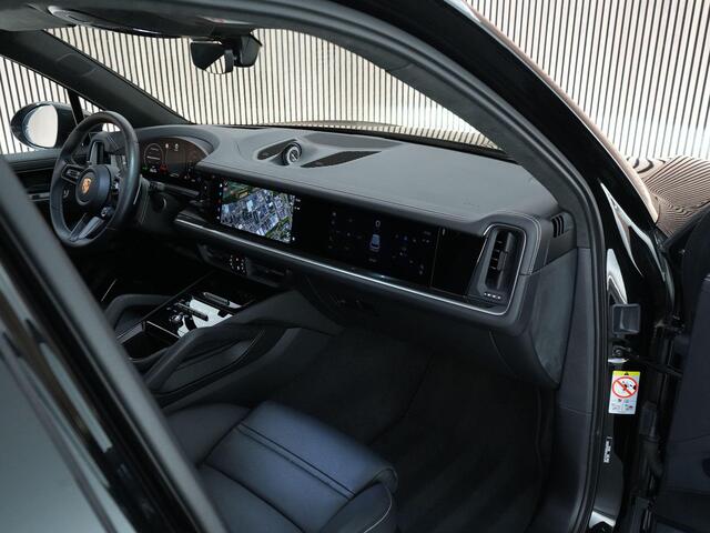 Porsche CAYENNE Turbo E-Hybrid 4.0 740pk |BTW-autp|pano|Burmester|sport design|soft close|sport chrono|HUD|Apple Carplay|stoelventilatie&verwarming|memory|360 camera|21" LMV|
