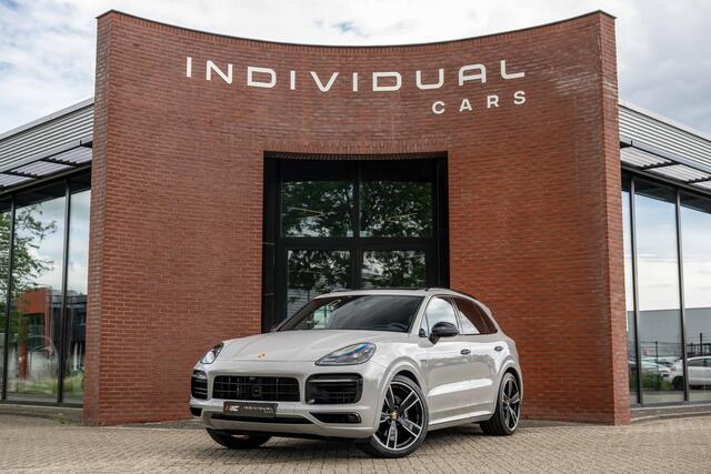 Porsche CAYENNE 3.0 E-Hybrid Platinum Edition 4-Wielsturing VOLL