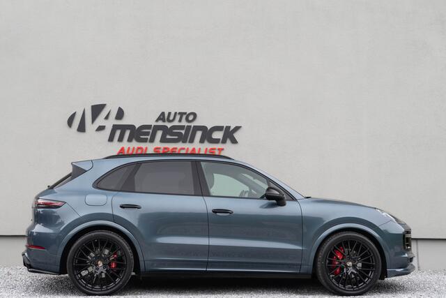 Porsche CAYENNE 3.0 / Luchtvering/ Panoramadak/ 22 Inch/ Memory