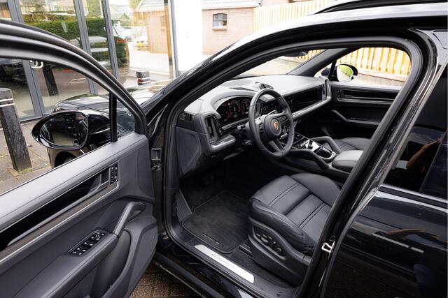 Porsche CAYENNE 3.0 E-Hybrid Sport Design Pano - Passenger Display - 18-weg Zetels