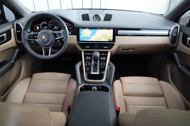 Porsche CAYENNE Coupé 3.0 E-Hybrid | 462PK | Luchtvering | 4W-Sturing | Head-up | Keyless-go | Matrix-led | Bose | 14-Weg Comfortstoelen | Sfeerverlichting | 2021. !