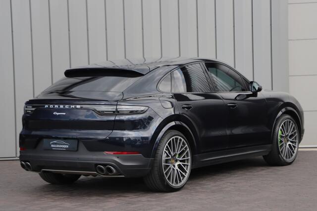 Porsche CAYENNE Coupé 3.0 E-Hybrid | 462PK | Luchtvering | 4W-Sturing | Head-up | Keyless-go | Matrix-led | Bose | 14-Weg Comfortstoelen | Sfeerverlichting | 2021. !