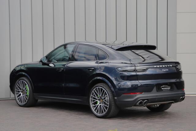 Porsche CAYENNE Coupé 3.0 E-Hybrid | 462PK | Luchtvering | 4W-Sturing | Head-up | Keyless-go | Matrix-led | Bose | 14-Weg Comfortstoelen | Sfeerverlichting | 2021. !