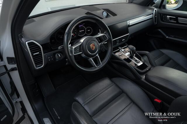 Porsche CAYENNE 3.0 E-Hybrid Platinum Edition Krijt/Kreide/Chalk
