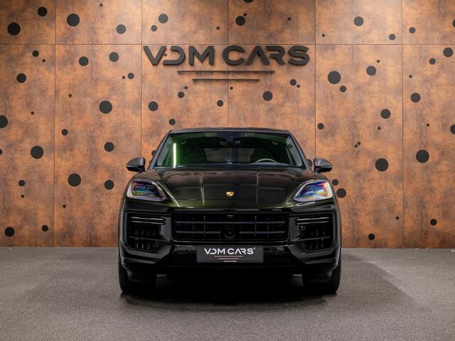 Porsche CAYENNE Coupé 4.0 Turbo E-Hybrid GT | PTS | Stiksel | Burmester | Achterasbest. | Bijrijdersdisp. | 18-weg | PDCC | Nachtzicht |