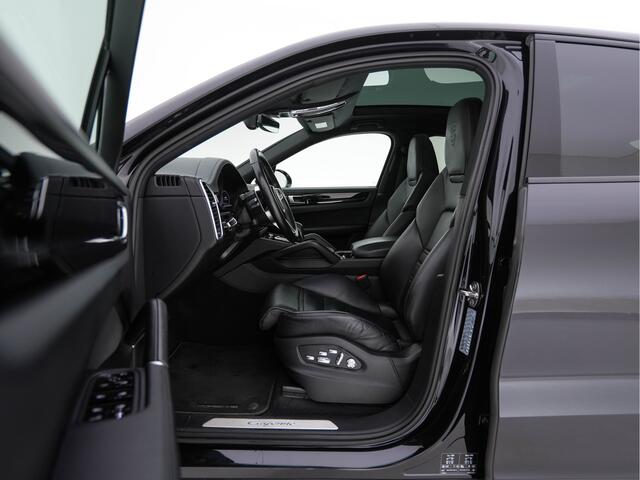Porsche CAYENNE 3.0 E-Hybrid (Plug-in) (INCL.BTW) *PANO | HEAD-UP | LEATHER | ADAPTIVE-CRUISE | FULL-LED | TOP-VIEW | BOSE-SOUND | MEMORY-PACK | SPORT-CHRONO | HEATED-COMFORTSEATS | KEYLESS | NAVI-FULLMAP | PRIVACY-GLASS | 22''AL