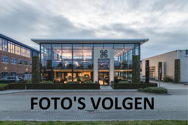 Porsche CAYENNE 3.0 E-Hybrid ACC-Luchtvering-Burmester-Trekhaak-Head up-Pano-22"-Keyless