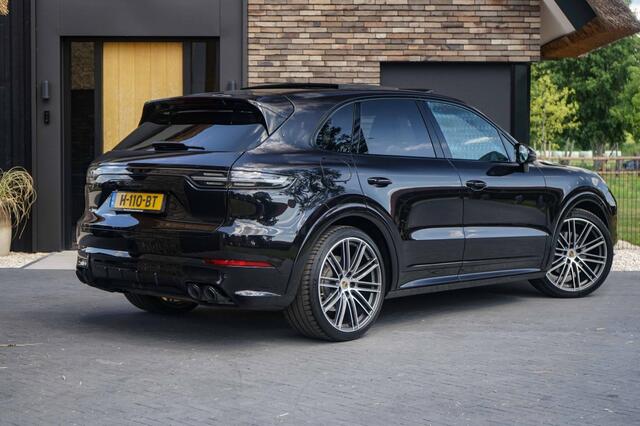 Porsche CAYENNE 3.0 E-Hybrid V6 Pano/Bose/Sport-Chrono/360/trkhk