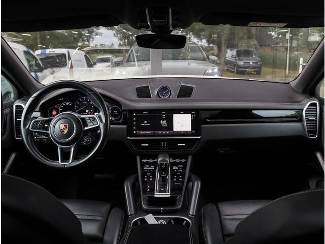 Porsche CAYENNE Coupé 3.0 E-Hybrid