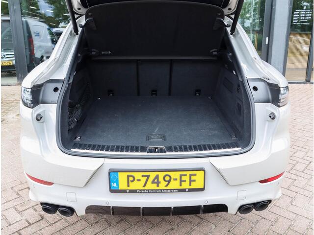 Porsche CAYENNE Coupé 3.0 E-Hybrid