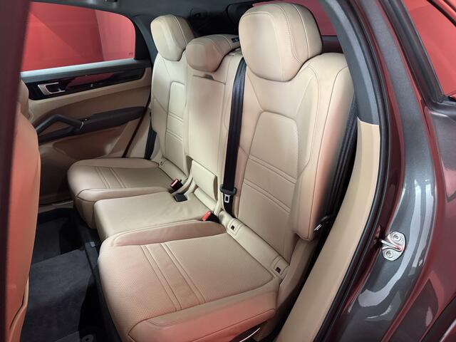 Porsche CAYENNE Coupé 3.0 E-Hybrid | Sport Chrono | Pano | ACC