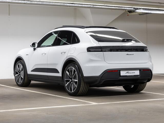 Porsche MACAN 4