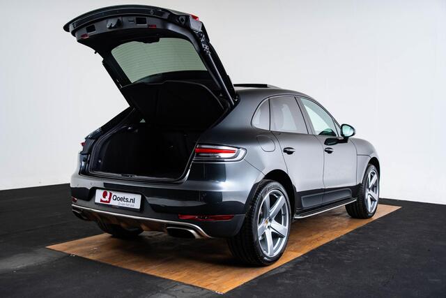 Porsche MACAN 2.0 Panoramadak - Stuurbekrachtiging Plus - Bestuurdersstoelgeheugen pakket - Licht Comfort Pakket - Stoelverwaming voor/achter - BOSE - GT sportstuurwiel - Verkeerstekenherkenning - Achteruitrijcamera -