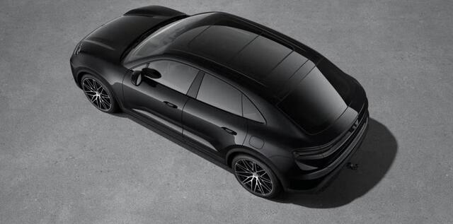 Porsche MACAN 4
