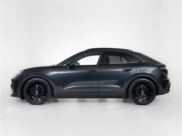 Porsche MACAN 4